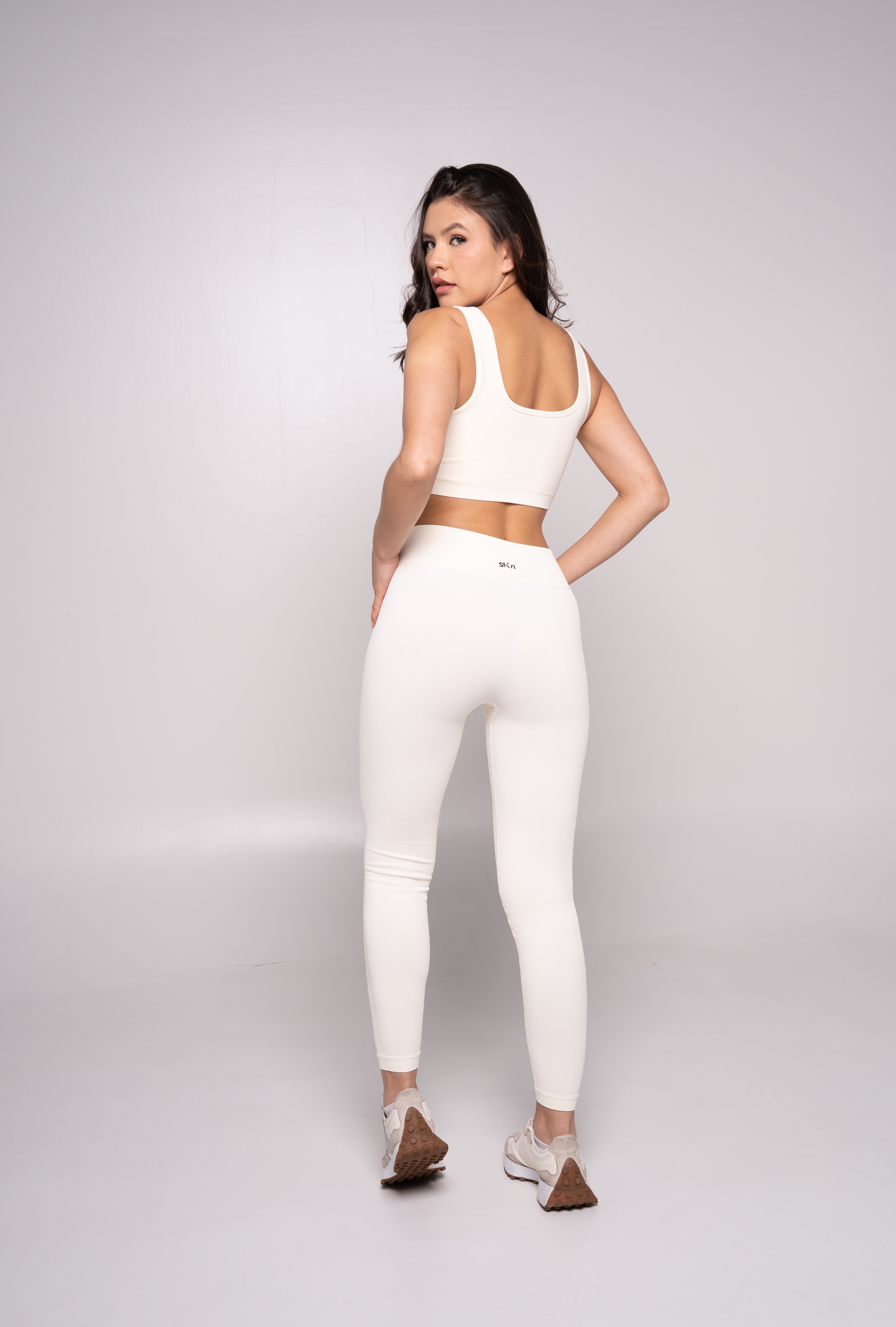 SET AGATA
